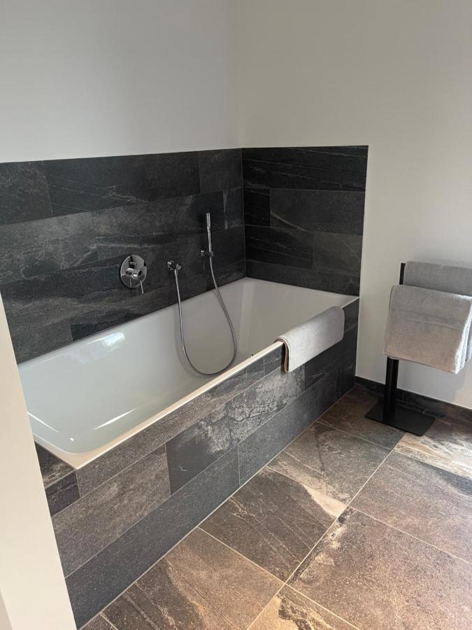 Basalt Lodge Am Lehnitzsee Ораниенбург Екстериор снимка